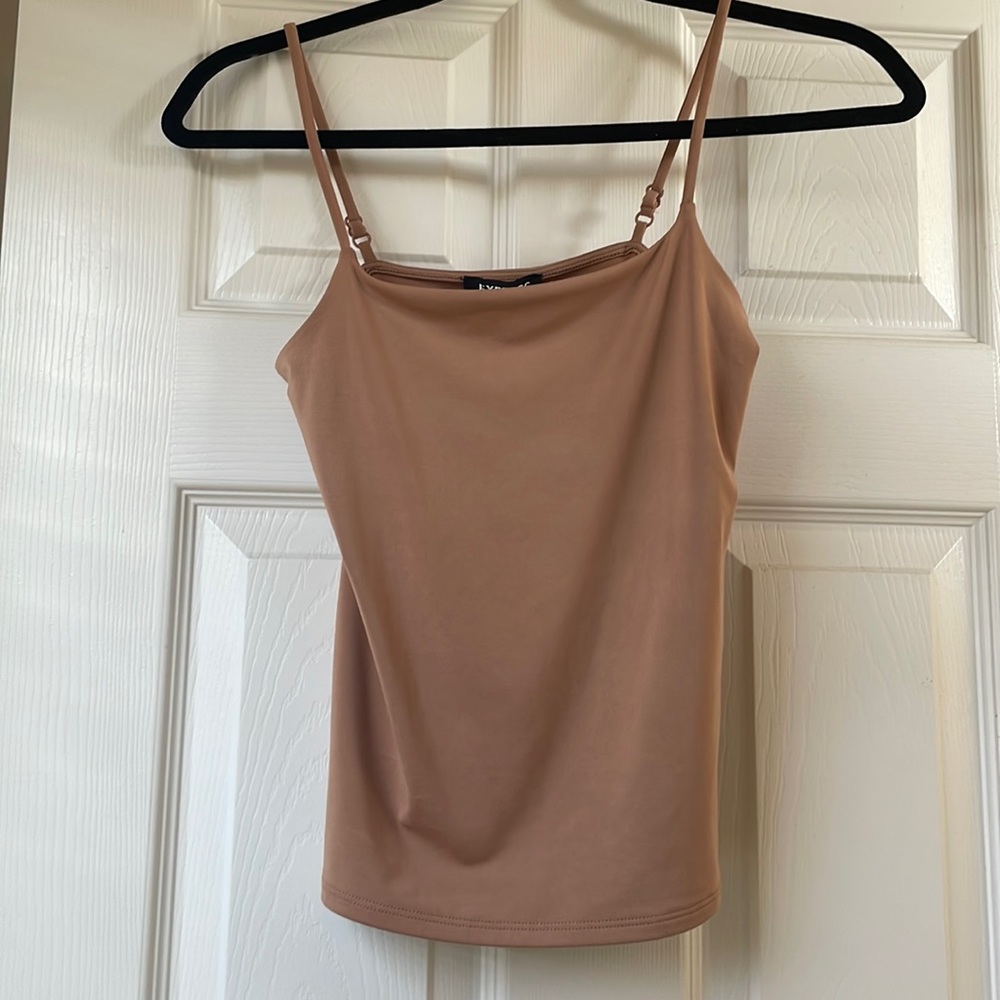 NWT Express Body Contour Top